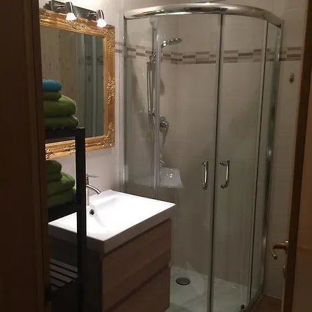 公寓 中心的熙米尔德之家和多拉希拉之家公寓 *