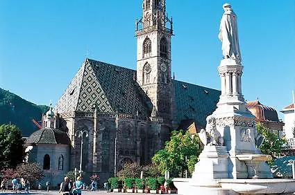 Apartment Casa Similde E Casa Dolasilla In Centro